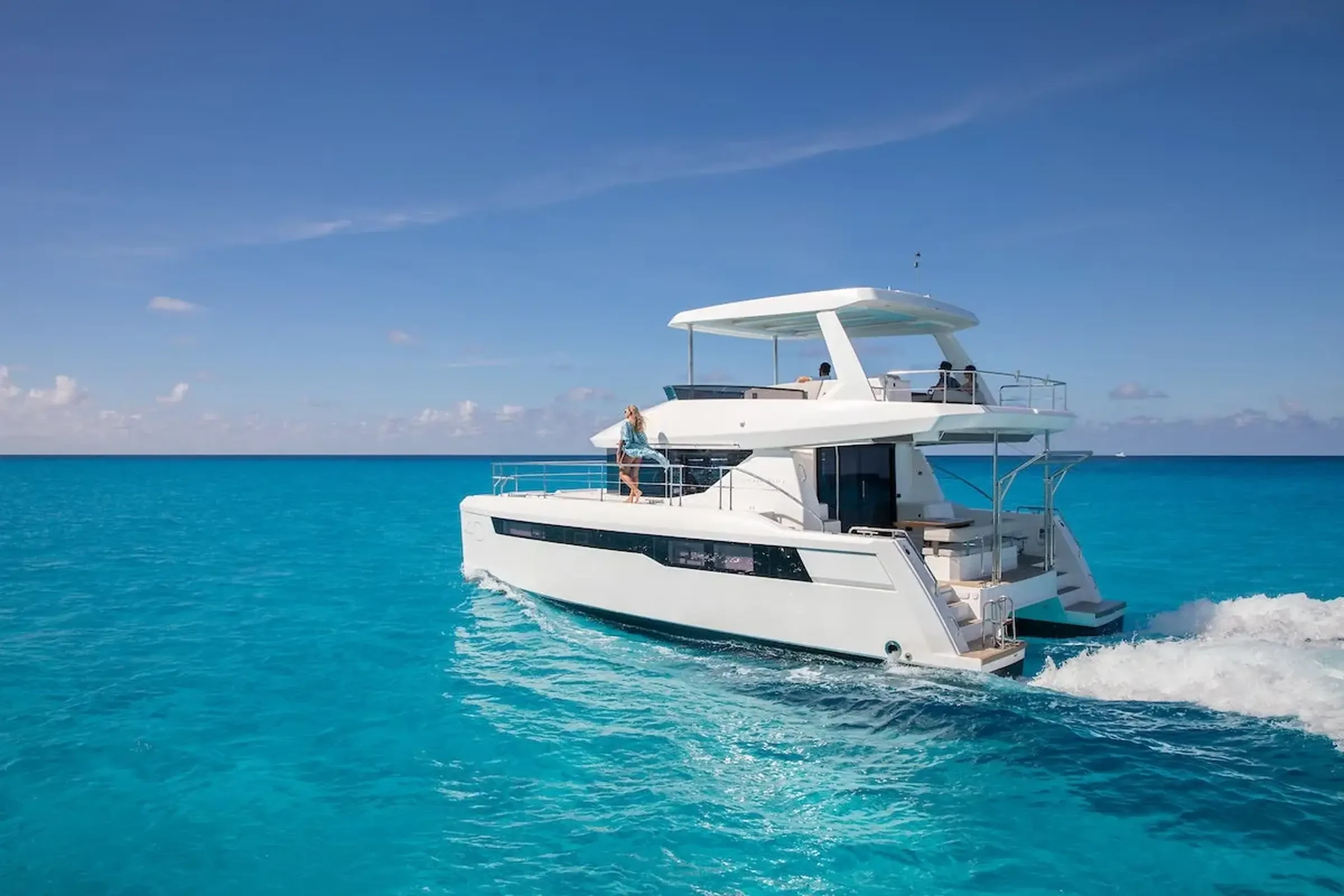 Leopard 40 Powercat - vue exterieure hero